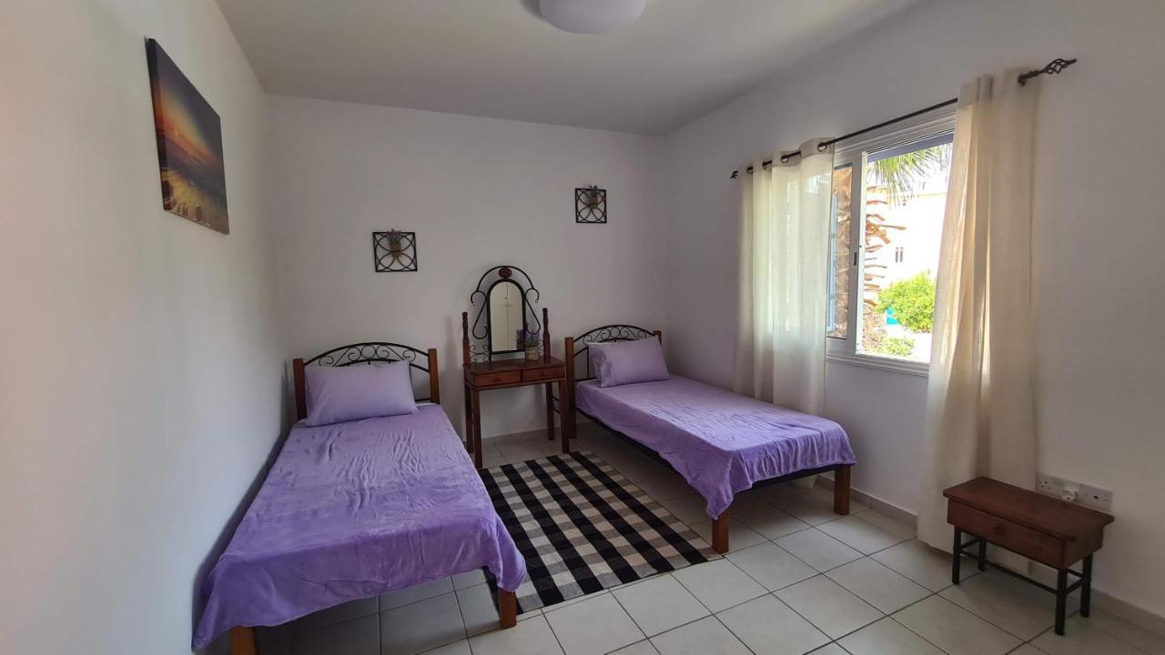 Sunny Limnaria Gardens 2 Bedroom Apartment Paphos 外观 照片